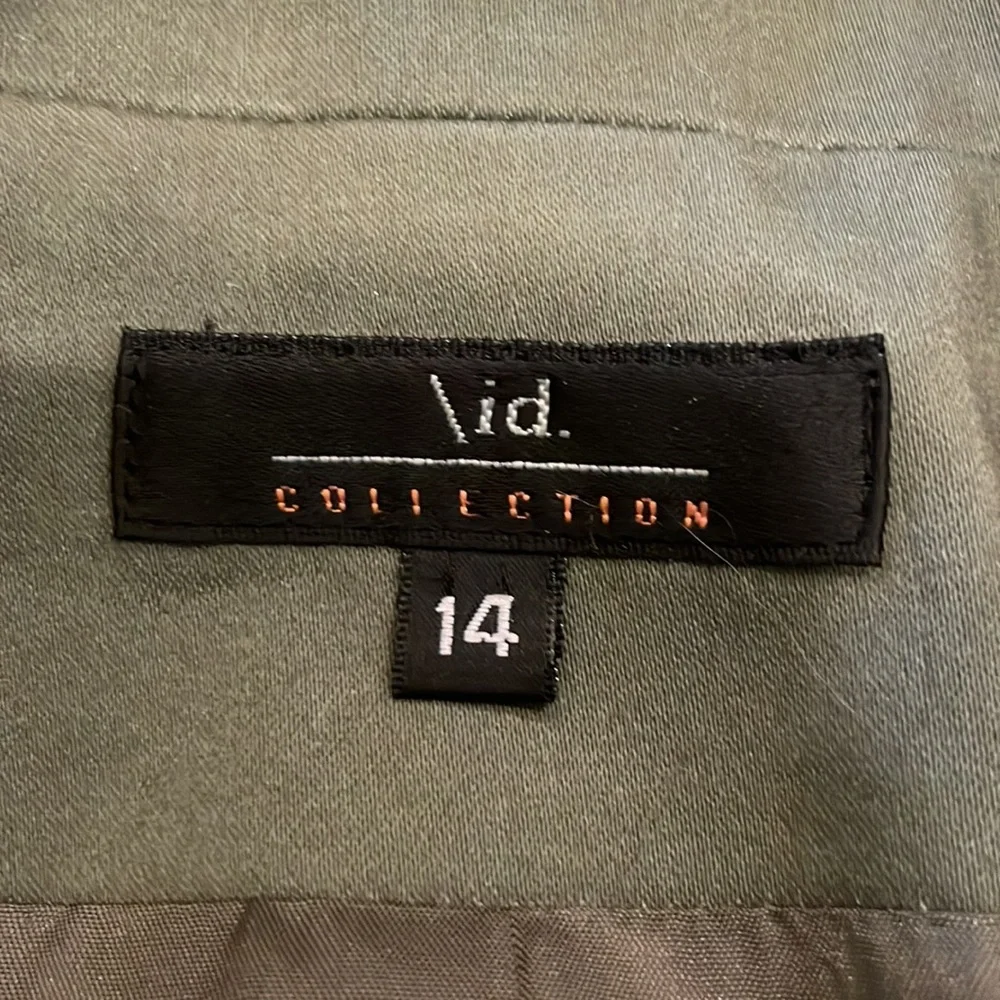 Womans khaki blazer - Picture 9 of 10
